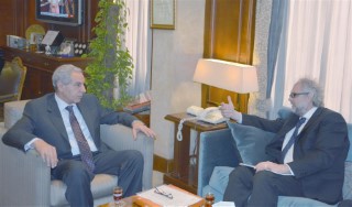 The Minister with the Ambassador of Poland in Cairo(2-3-2016)